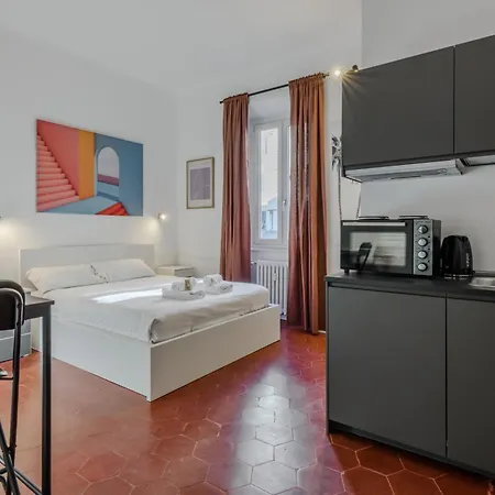 Appartement New And Functional Near The Metro