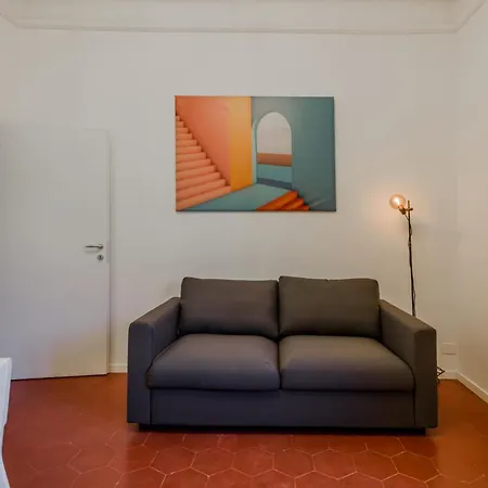 Appartement New And Functional Near The Metro Milaan